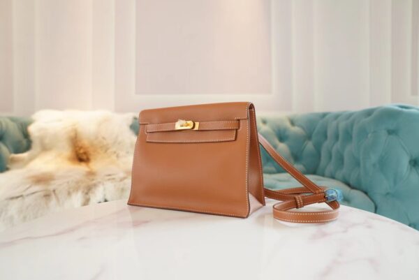 008e18936c2b0ee Sale Hermes Kelly Danse22CM CK37 Gold Evercolor Leather Shoulder Bag