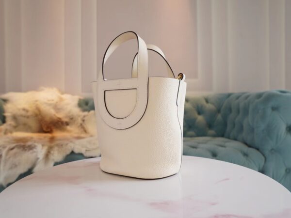 0166022fba64368 New Arrival Hermes I2 Nata Clemence In The Loop Pouch Gold Hardware