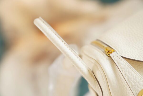 016947c1114e4ea Wholesale Hermes C10 Craie Clemence Leather Mini Lindy19CM Gold Hardware