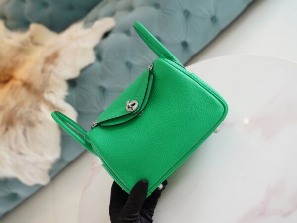 0267f0a2e7796d3 Fashion Hermes 0Z Vert Comics Mini Lindy 19CM Clemence Gold Hardware