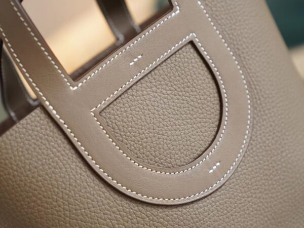 034f511806683b2 God Factory Bags Hermes In The Loop18CM CK18 Etoupe Clemence Leather Gold Hardware