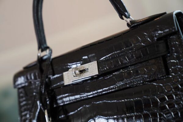 0484b29aefc5a52 Handmade Hermes Kelly 28CM Shiny Porosus 89 Nior Silver Hardware