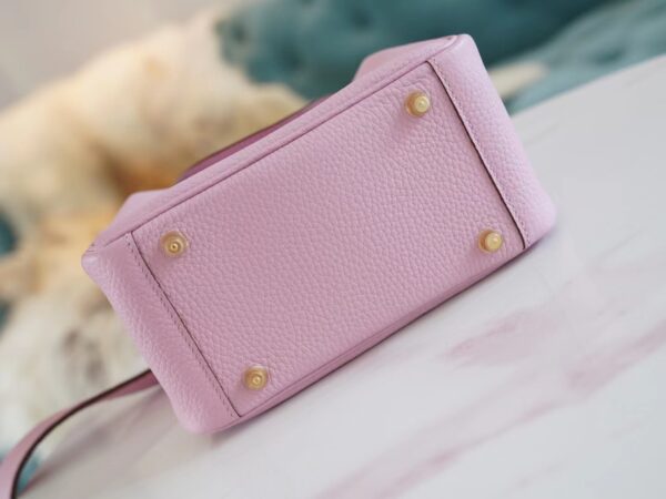 04ce1f248196d25 Discount Hermes X9 Mauve Sylyestre Chevre Leather Mini Lindy19CM Gold Hardware