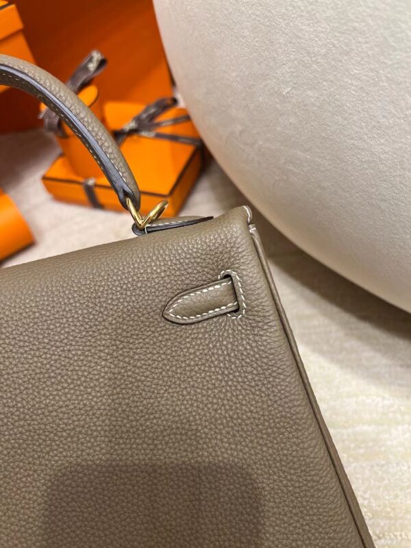 0561dffd2d54ee3 Hong Kong Hemes Kelly 25CM Togo Leather CK10 Craie Gold Hardware