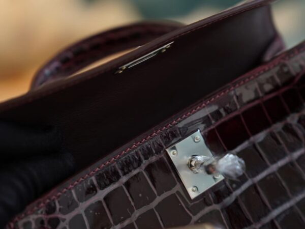 074514a9f58ebf2 Hermes Mini Kelly 19CM HCP Shiny Alligator 57 Bordeaux Silver Hardware