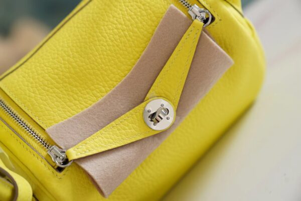 07665df02a7ebaa Full Handmade Hermes 9R Lime Mini Lindy 19CM Clemence Leather Silver Hardware