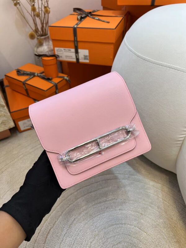 0797e4021156f16-1 Saudi Arabia Riyadh Hermes Roulis 18cm Swift 3Q Rose Sakura Silver Hardware