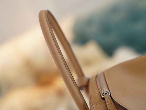 07b5b7d86daed01 New Hermes Lindy 26CM Swift 0M Chai / 3Q Rose Sakura Silver Hardware