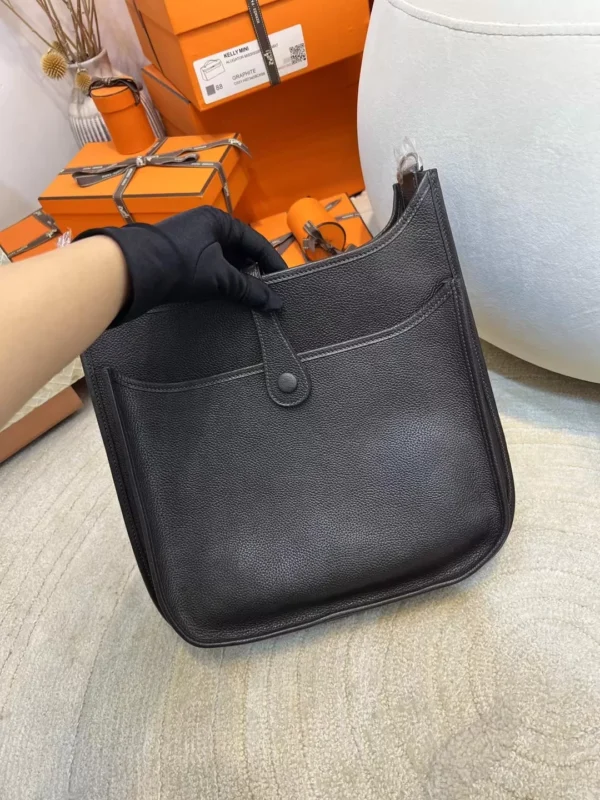 080152e41ff4493-jpg Hermes Boutique Barenia Leather Evelyne 29CM 46 Ebene Silver Hardware