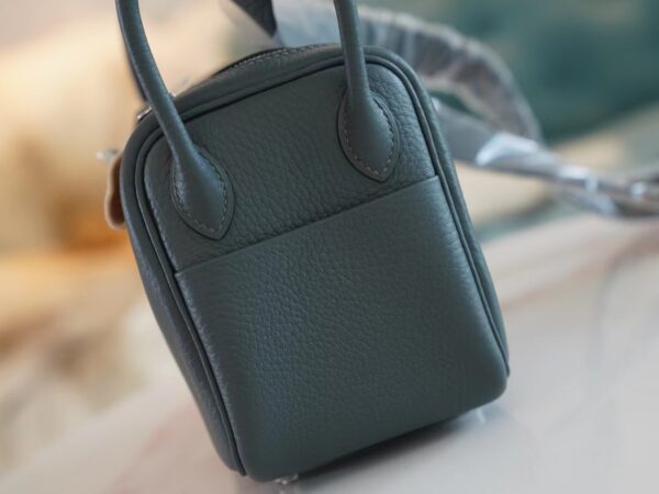 08669360dd142d2 Hermes Factory Mini Lindy 19CM Clemence CK63 Amande Silver Hardware