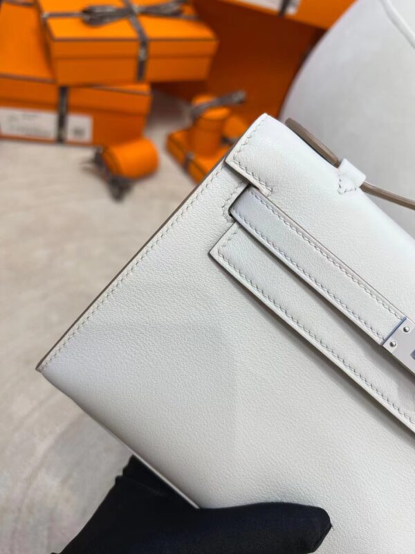 0fcc48d533ed6b2 Hermes Factory Kelly Pochette 22cm Swift Leather 80 Gris Pearl Silver Hardware