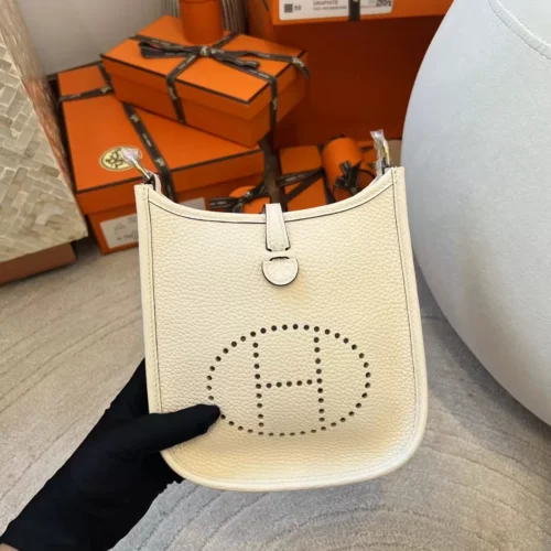 Qatar Doha Hermes Clemence Mini Evelyne 16CM I2 Nata Gold Hardware