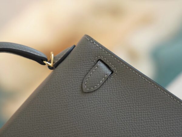 13605e9ef71fda3 New Arrival Hermes Mini Kelly Clutch19CM 0L Gris Meyer Epsom Leather Gold Hardware