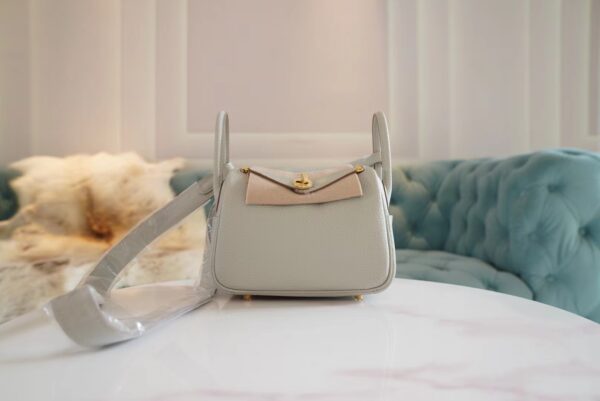 14b6ba136f66fca-1 Hermes CK80 Gris Pearl Clemence Leather Mini Lindy 19CM Gold Hardware
