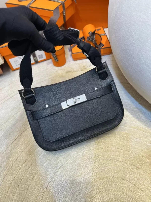 19f0aaf0c572679-jpg Australia Sydney Hermes Evercolor 89 Noir Jypsiere Mini 23 Silver Hardware