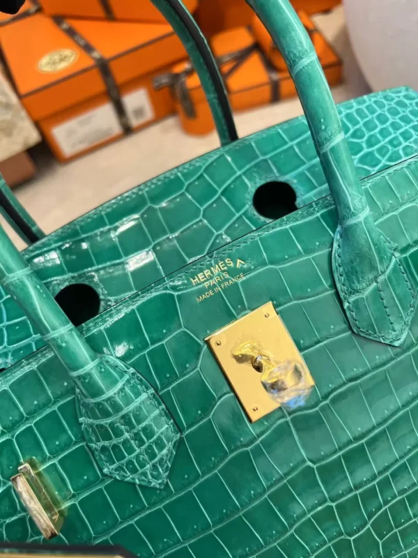 1c6bb7a853d78fa-jpg UK London Hermes Shiny Porosus Crocodile Birkin 30CM O6 Vert Jade Gold Hardware