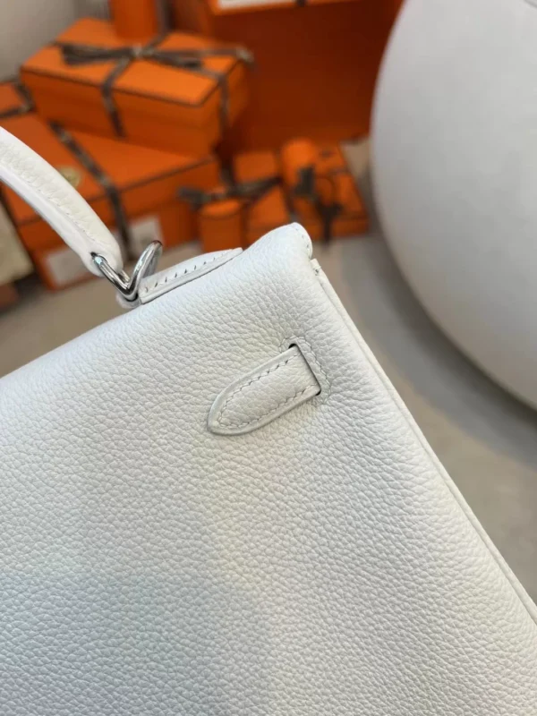2025fa8672135af-jpg UK London Hermes Togo Leather Kelly 25CM 01 Blanc Silver Hardware