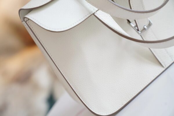 25847be25ad6722 Full Handmade Hermes Halzan 25CM 01 Blanc Evercolor Leather Silver Hardware