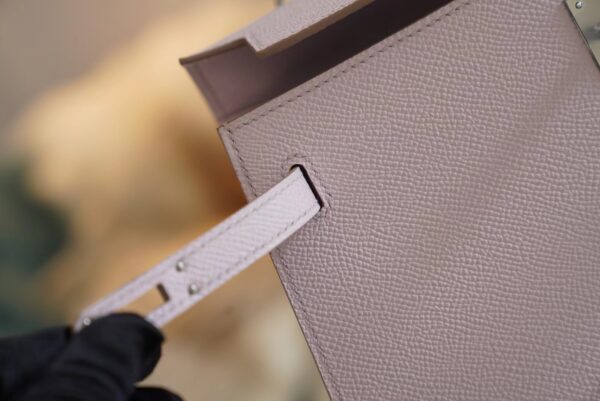 25a6b775bac1857 New Arrival Hermes Kelly 25CM 09 Mauve Pale Epsom Leather Silver Hardware