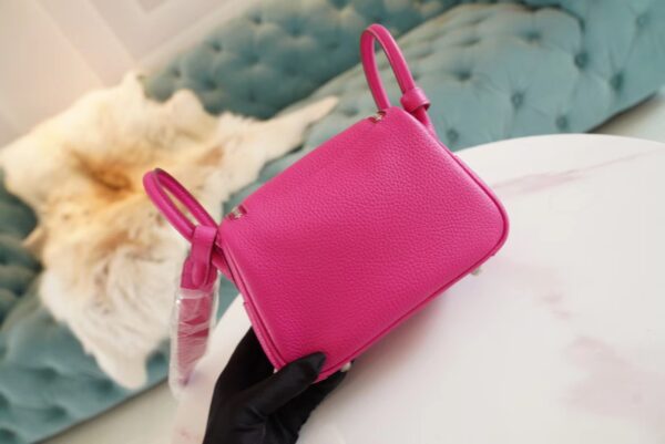 29e359fbd02c458 Hermes Boutique 5R Rose Shocking Clemence Leather Mini Lindy19CM Silver Hardware