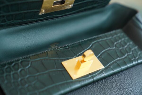 2a486eb072883fe Hermes Kelly 24/24 Touch 29CM Taurillon Maurice/ Matte Crocodile 6O Vert Cypres Gold Hardware