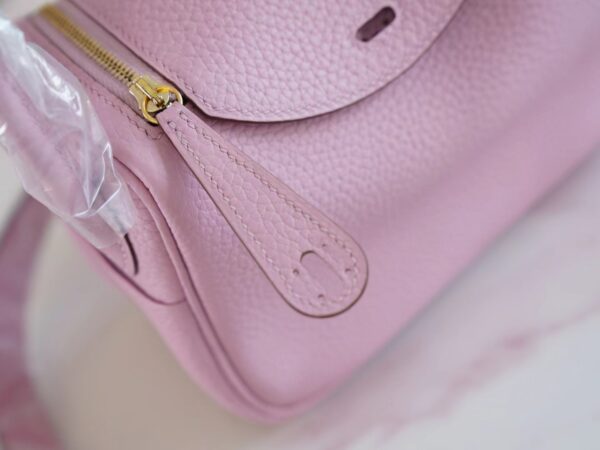 2b29c88f70f9fc8 Discount Hermes X9 Mauve Sylyestre Chevre Leather Mini Lindy19CM Gold Hardware