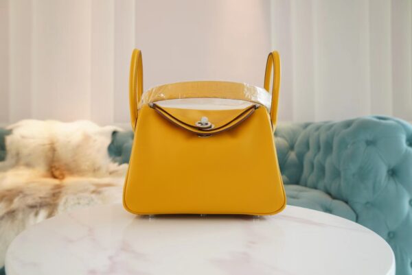 2b41cfd6969f32f-1 Wholesale Hermes Lindy 26CM 9D Amber Evercolor Leather Shoulder Bag Silver Hardware