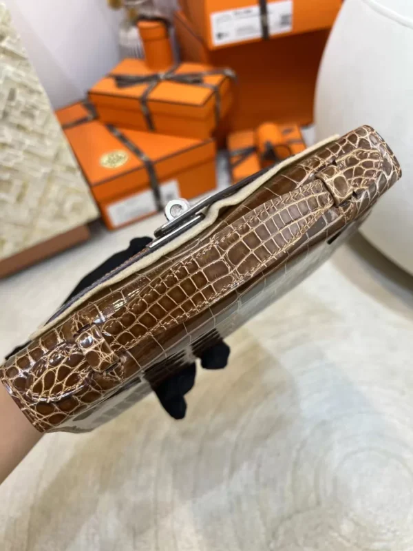 2b91b7c7eef76e8-jpg Taiwan Hermes Shiny Alligator Crocodile Kelly Pochette 22CM 33 Miel Silver Hardware