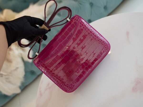 2d92526df2805a2 Hermes Factory Constance 19CM Shiny Alligator J5 Rose Sheherazade Silver Hardware