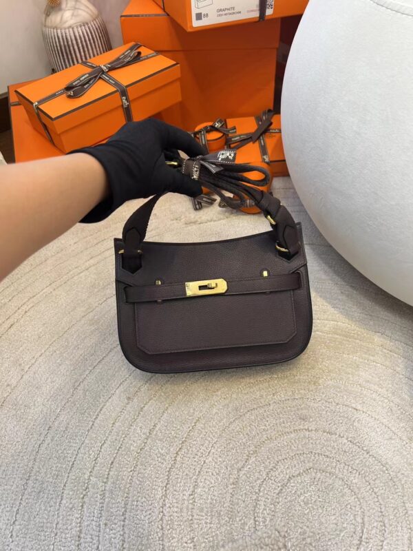 2e58ef2aec0aa37 Saudi Arabia Riyadh Hermes Jypsiere Mini 23 Evercolor 0G Rouge Sellier Gold Hardware