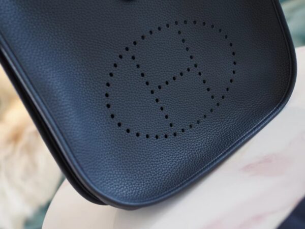 2f7f06d8af835ca Wholesale Hermes 2Z Blue Nuit TC Leather Evelyne 29CM Silver Hardware
