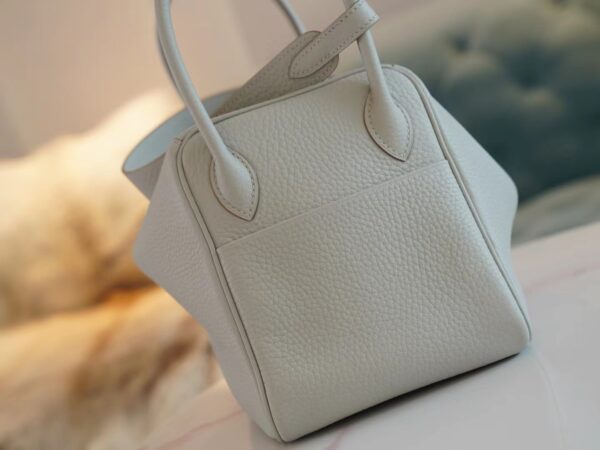 32bfa88d88cd99a Hand Stitching Hermes 8L Beton Lindy 26CM Clemence Leather Silver Hardware