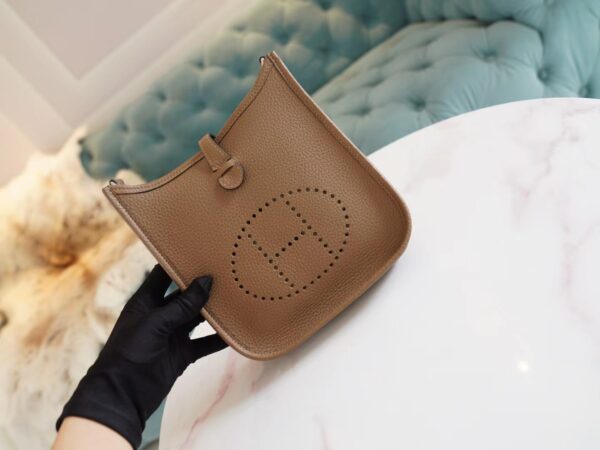 340c763c487e14b-1 Lcmode Factory Hermes D0 Berge De Weimer Evelyne Mini 16CM Clemence Leather