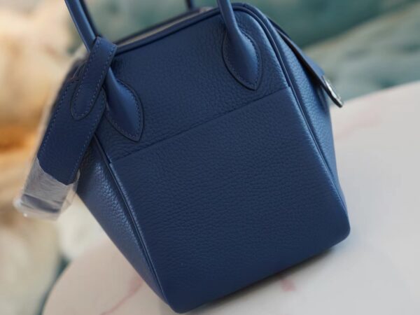 36292afc0515522 Hermes Shop Lindy 26CM Clemence S4 Deep Blue Silver Hardware