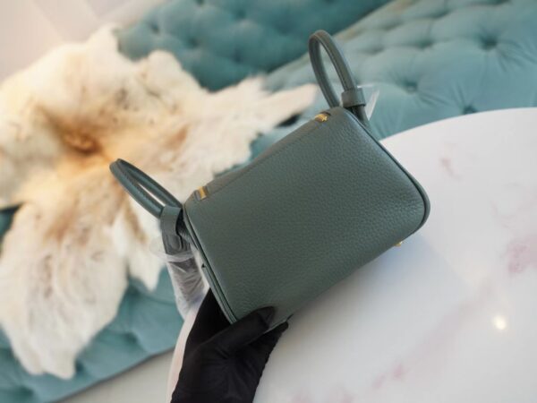36924daa121fed1 God Factory Bags Hermes Factory 63 Vert Amande Clemence Leather Mini Lindy19CM