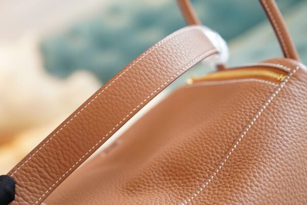 39beb53ffce8b8f Hand Stitch Hermes CK37 Gold Clemence Leather Lindy Bag26CM Gold Hardware