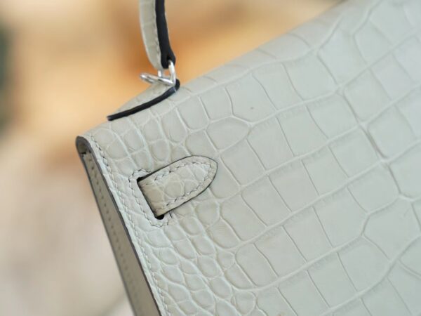 3b3744d706193b9 Hermes Factory Mini Kelly 19CM Matte Alligator 0W Gris Neve Silver Hardware