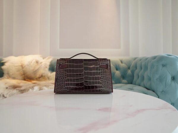3e223a3327ae833 Hermes Kelly Pochette 22CM Shiny Alligator 57 Bordeaux Silver Hardware