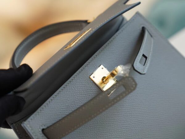 3e800b08ddd1763 New Arrival Hermes Mini Kelly Clutch19CM 0L Gris Meyer Epsom Leather Gold Hardware