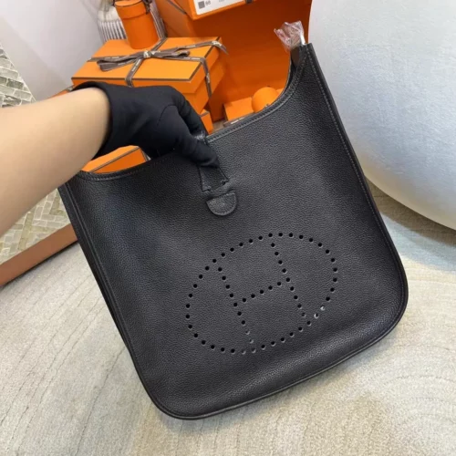 Hermes Boutique Barenia Leather Evelyne 29CM 46 Ebene Silver Hardware