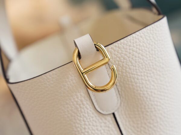 42e959c5610c6a5 New Arrival Hermes I2 Nata Clemence In The Loop Pouch Gold Hardware