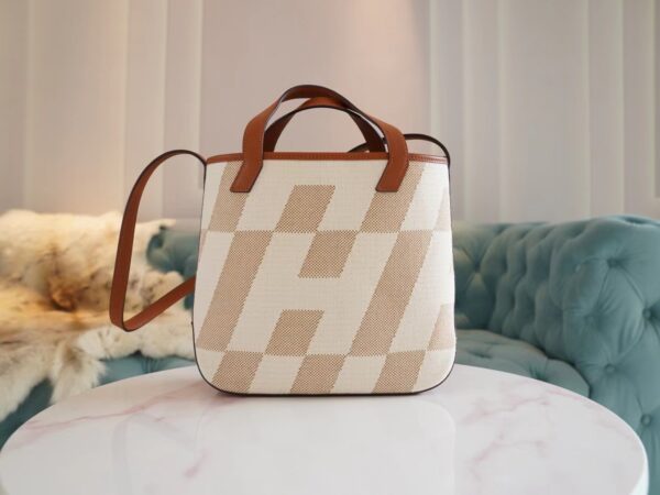 447e9e3b23243c6-1 Lcmode Factory Hermes CK37 Gold H en Biais27 Canvas/Swift Leather Tote Bag
