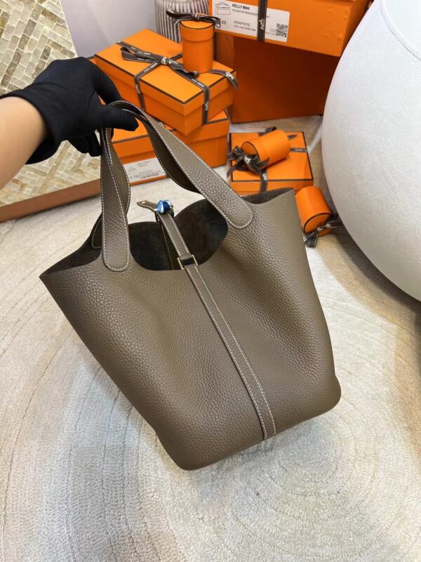 4907cac3b008851 USA Washington Hermes Picotin 22CM 18 Etoupe TC Leather Gold Hardware