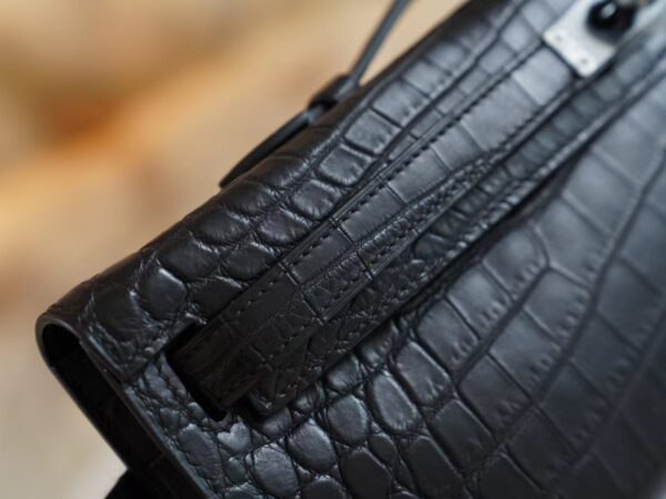 49ba7fa40b8a380 New Hermes Kelly Cut So Black CK89 Nior Matte Niloticus Black Hardware