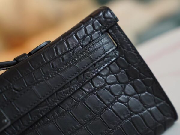 49ca04e219421b5 New Hermes Kelly Cut So Black CK89 Nior Matte Niloticus Black Hardware