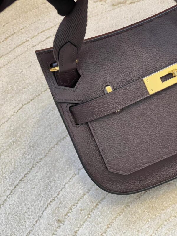 4a1987a14c69583 Saudi Arabia Riyadh Hermes Jypsiere Mini 23 Evercolor 0G Rouge Sellier Gold Hardware