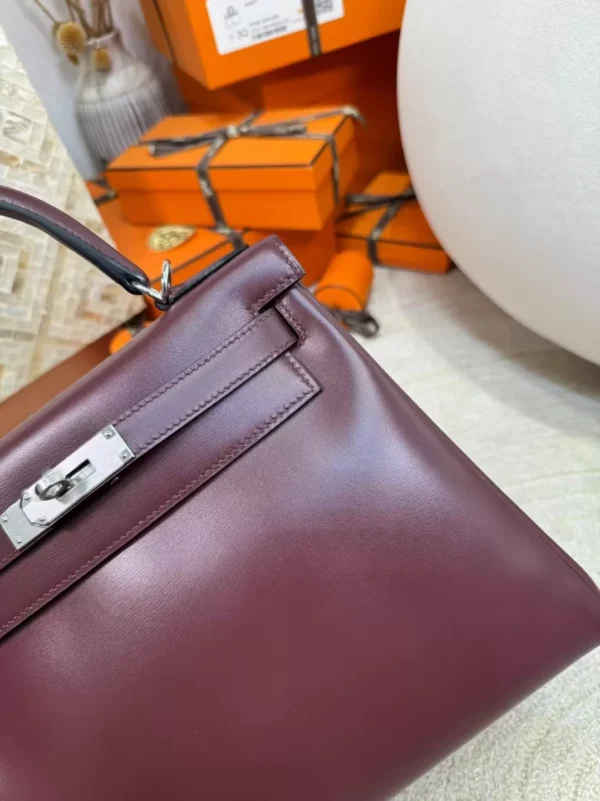 4c8eeff5f1929a8-jpg Handmade Box Leather Kelly 28CM Bordeaux Silver Hardware