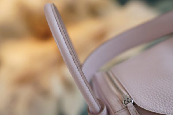 51aeb6925ca3c7d New Arrival Hermes Lindy 26CM 09 Mauve Pale Clemence Leather Silver Hardware