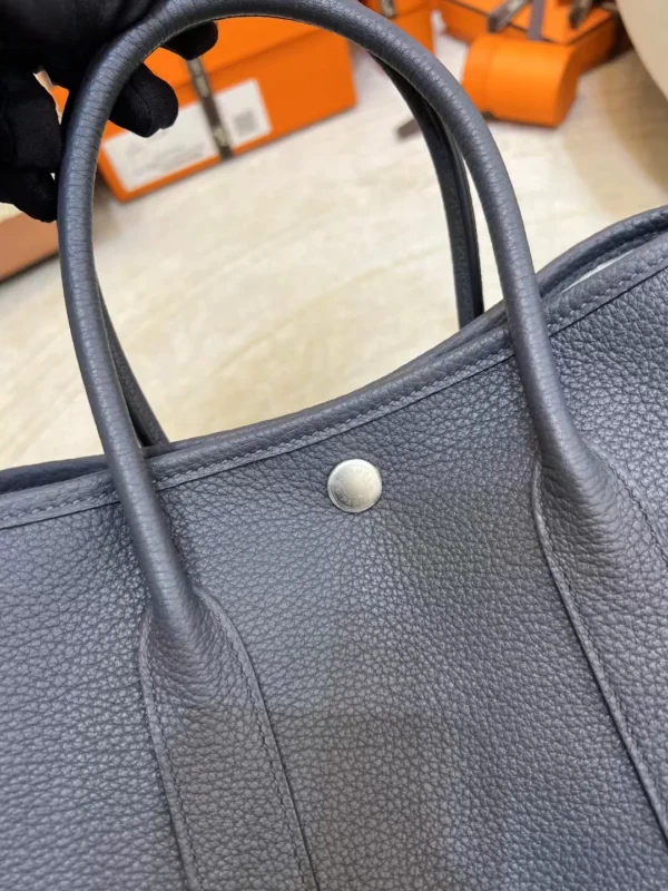 52c115c14371a8f-jpg Hong Kong Garden Party 30CM Negonda Leather 0L Gris Meyer Silver Hardware