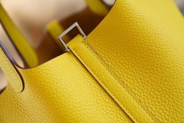 54d113e38265a06 New God Factory Bags Hermes Picotin18CM 9O Naples Yellow Clemence Leather Silver Hardware